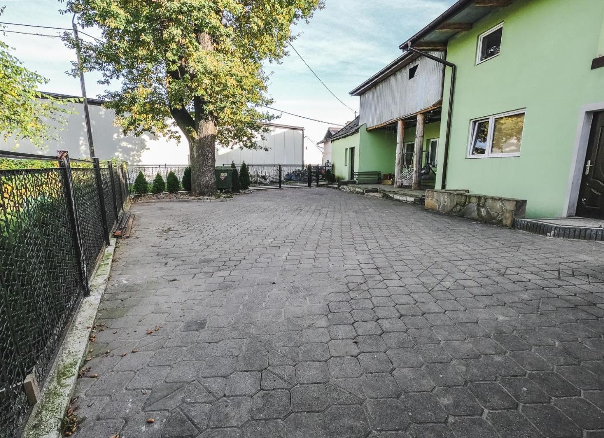 Twoja Przestrzen Noclegi Pokoje Mieszkanie Do Wynajecia Nowy Sącz Extérieur photo